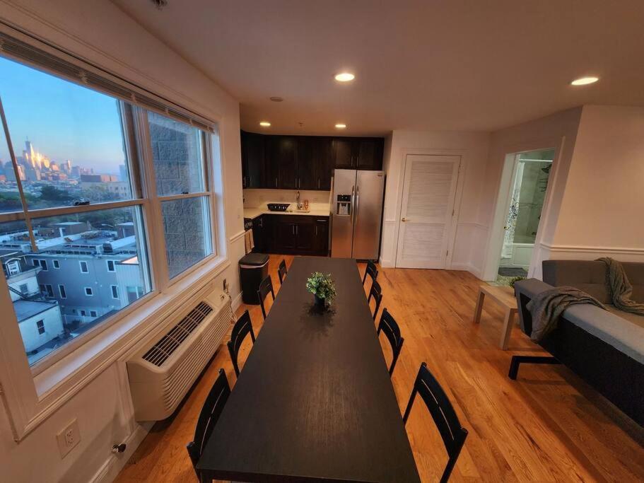 Luxurious 2 Bed ! Mins To Nyc! Apartment Union City Exterior photo