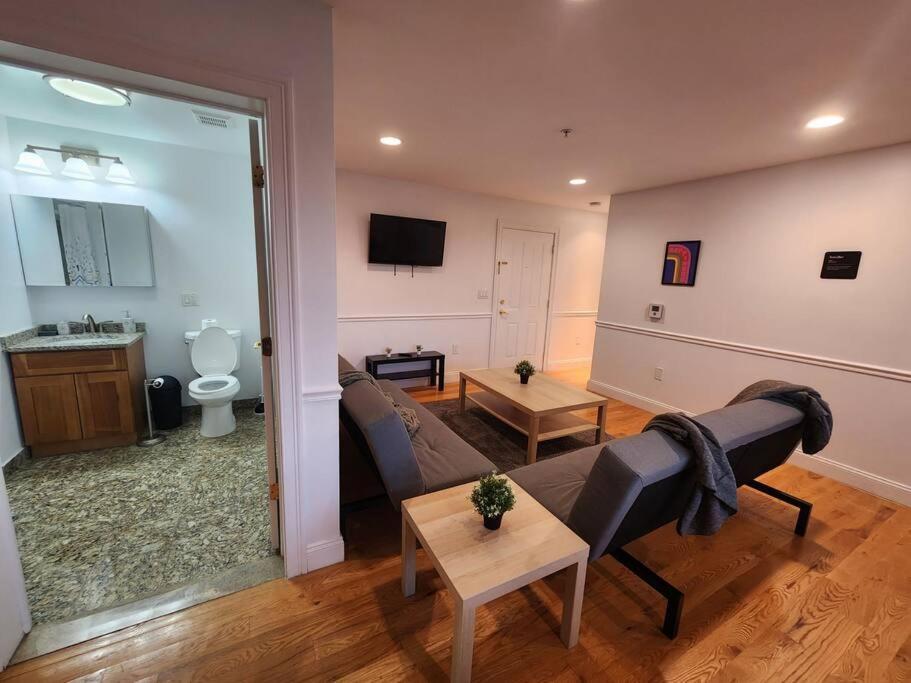Luxurious 2 Bed ! Mins To Nyc! Apartment Union City Exterior photo