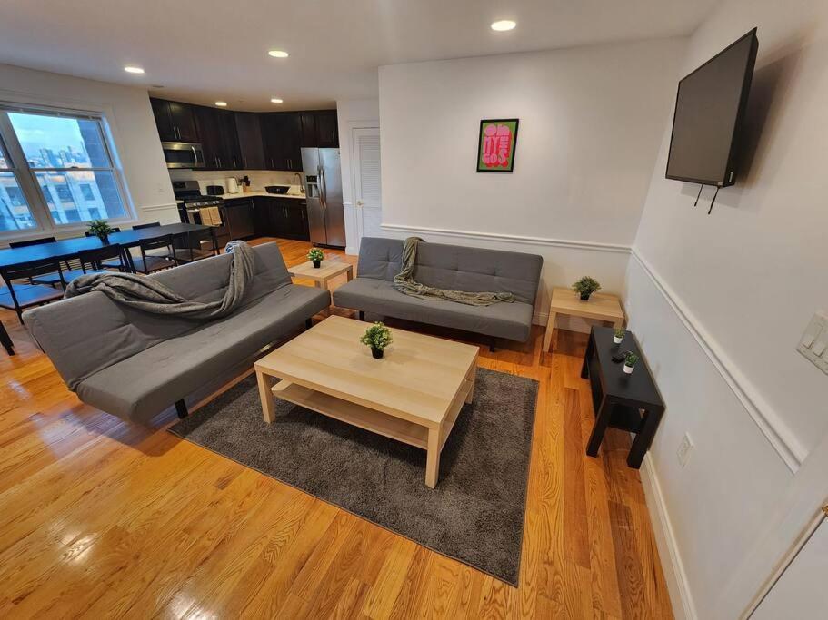 Luxurious 2 Bed ! Mins To Nyc! Apartment Union City Exterior photo